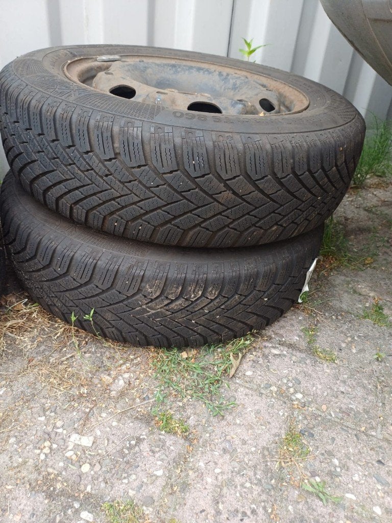 2x Continental Winterbanden 165/70 R14 T op stalen velg, Ophalen, Gebruikt