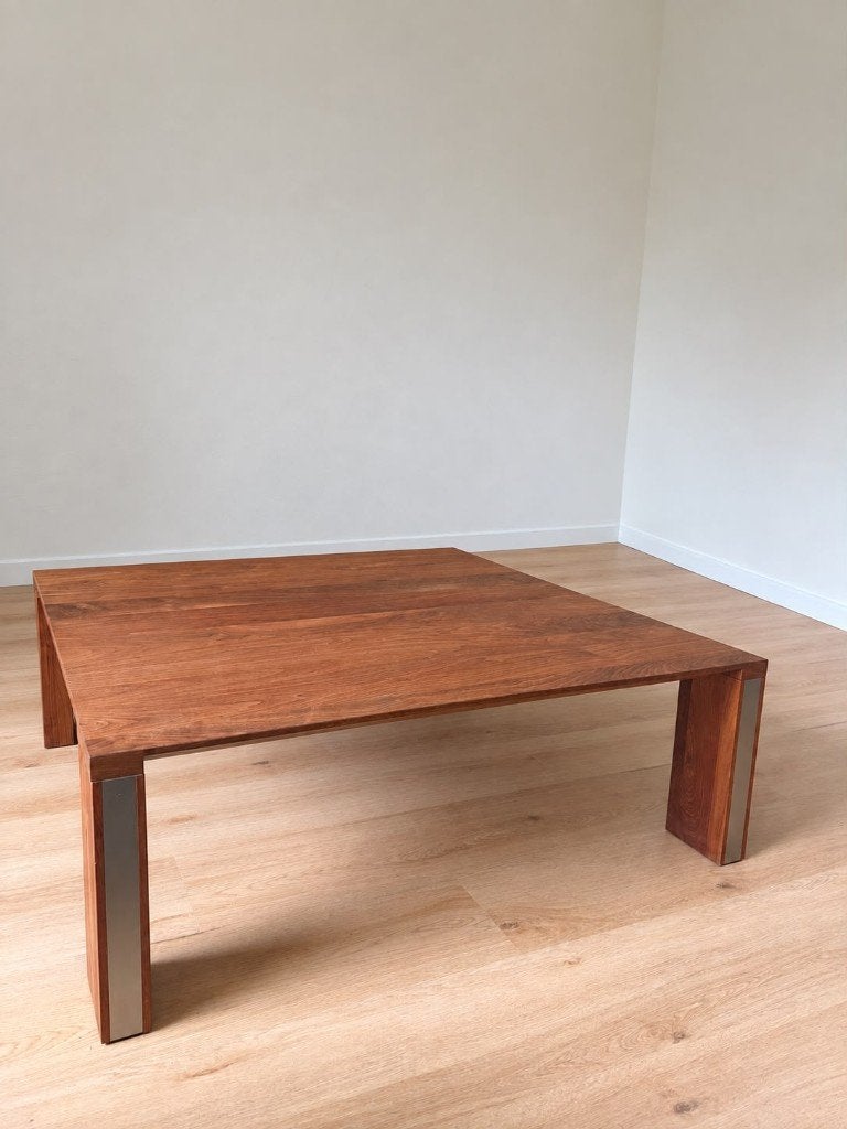 Massief notenhouten salontafel De Heldense 110x110, Huis en Inrichting, Ophalen, Gebruikt, Vierkant, 5 – 50