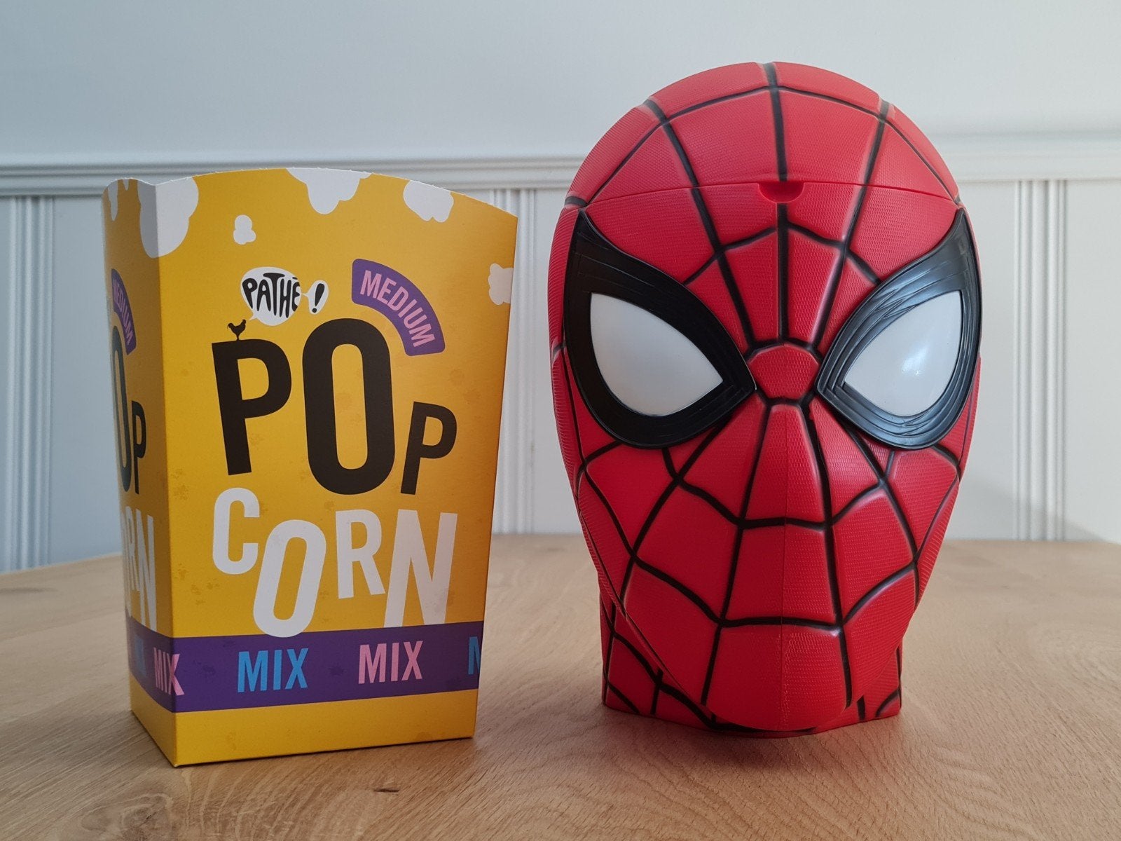 Spider-Man: Brand New Day popcorn bucket *Nieuw*, Ophalen of Verzenden, Nieuw, Film
