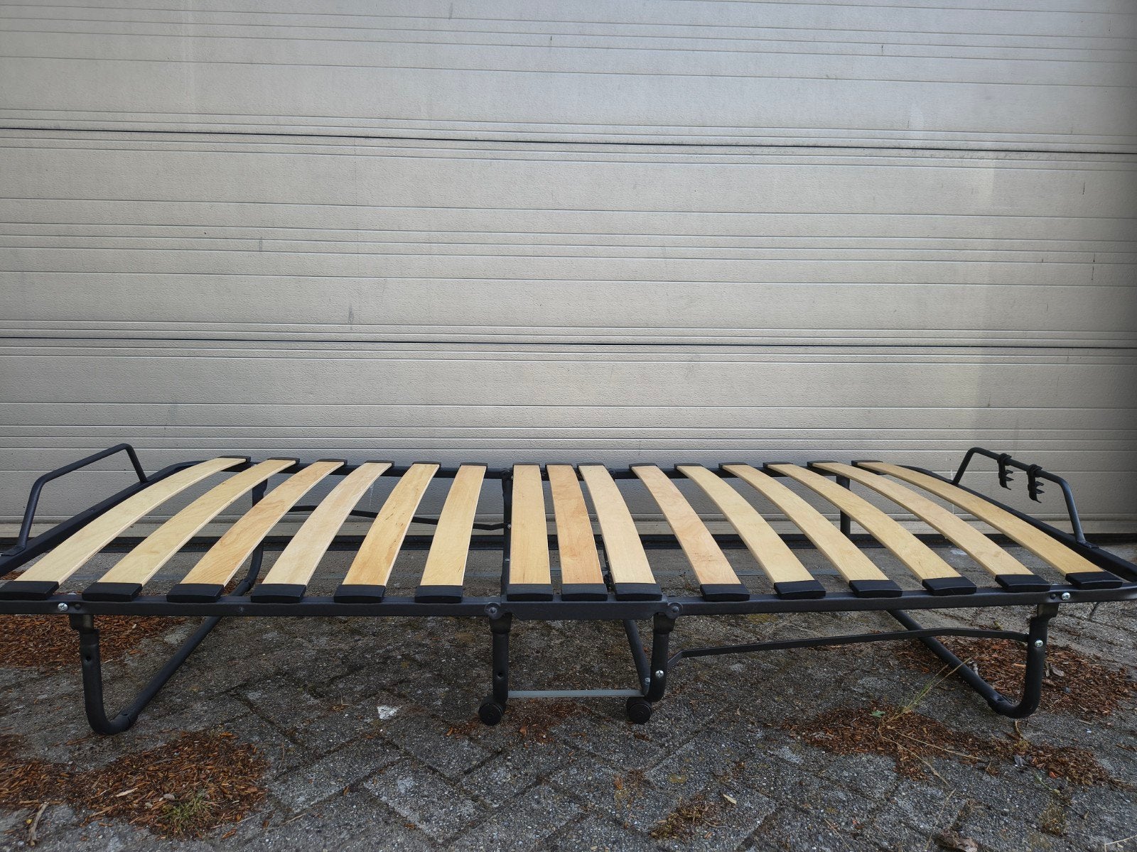 Opklapbed / Logeerbed / Vouwbed, Ophalen, 90 cm, Eenpersoons, Zwart