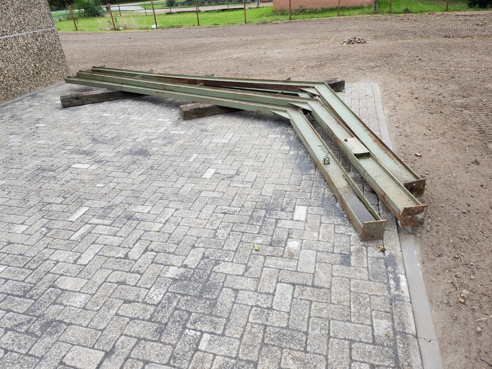 Gebruikte metalen spanten., Doe-het-zelf en Verbouw, Ophalen, Gebruikt, IJzer