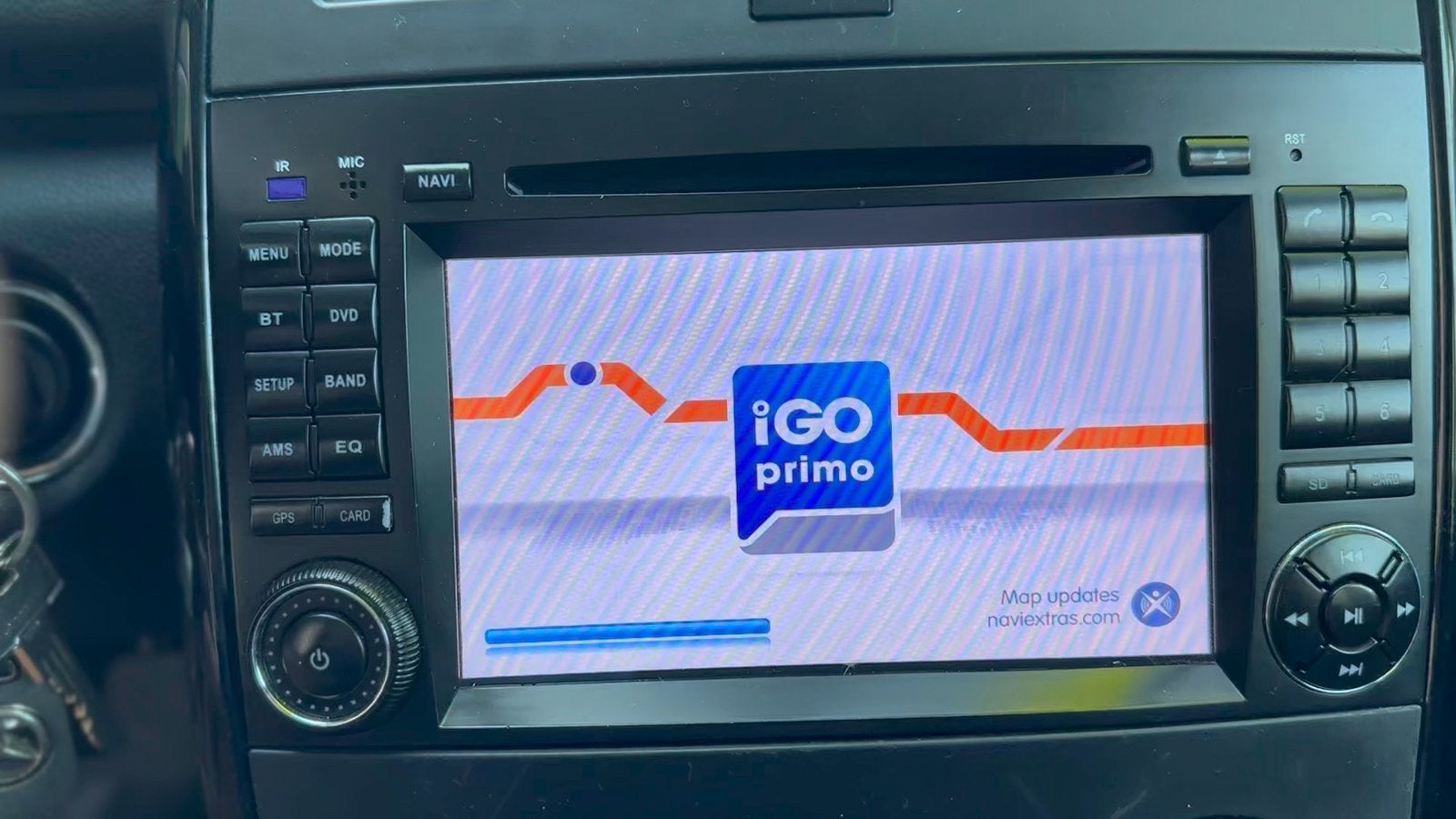 Autoradio mercedes w169 met navigatie en kaarten, Ophalen, Zo goed als nieuw, Landkaarten
