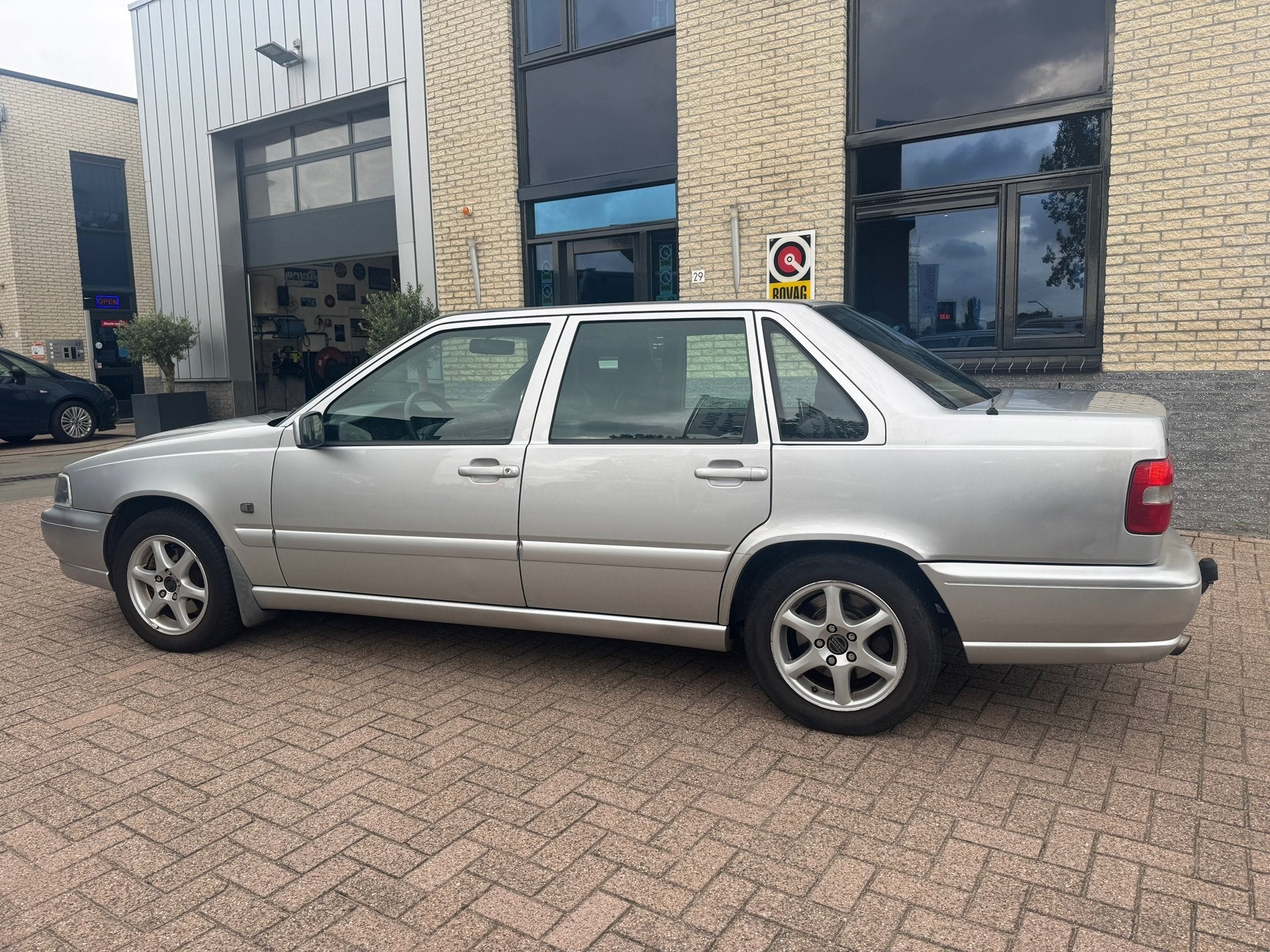 Volvo S70 2.4 Polar- buitenkansje!- betrouwbaar rijden, Voorwielaandrijving, Gebruikt, Origineel Nederlands, S70