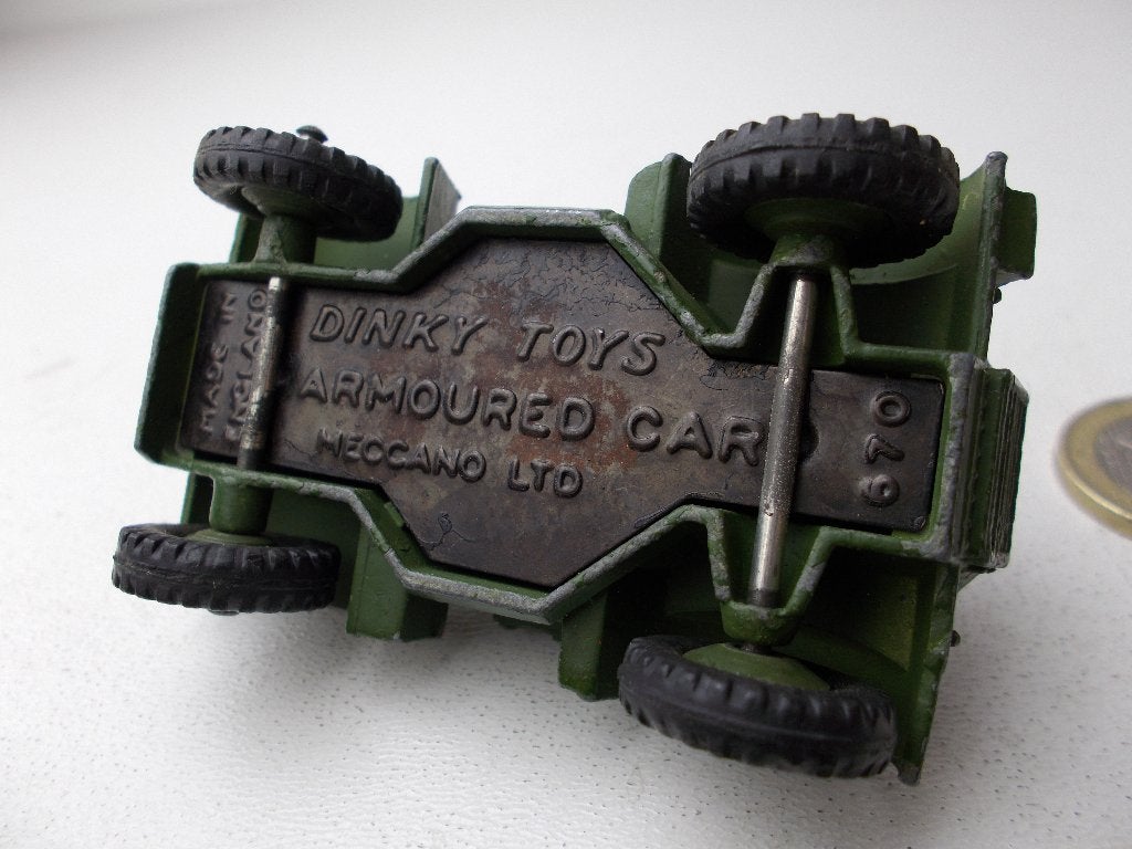 1954 Dinky Toys 670 ARMOURED CAR. (-A-), Ophalen of Verzenden, Zo goed als nieuw, Auto, Dinky Toys