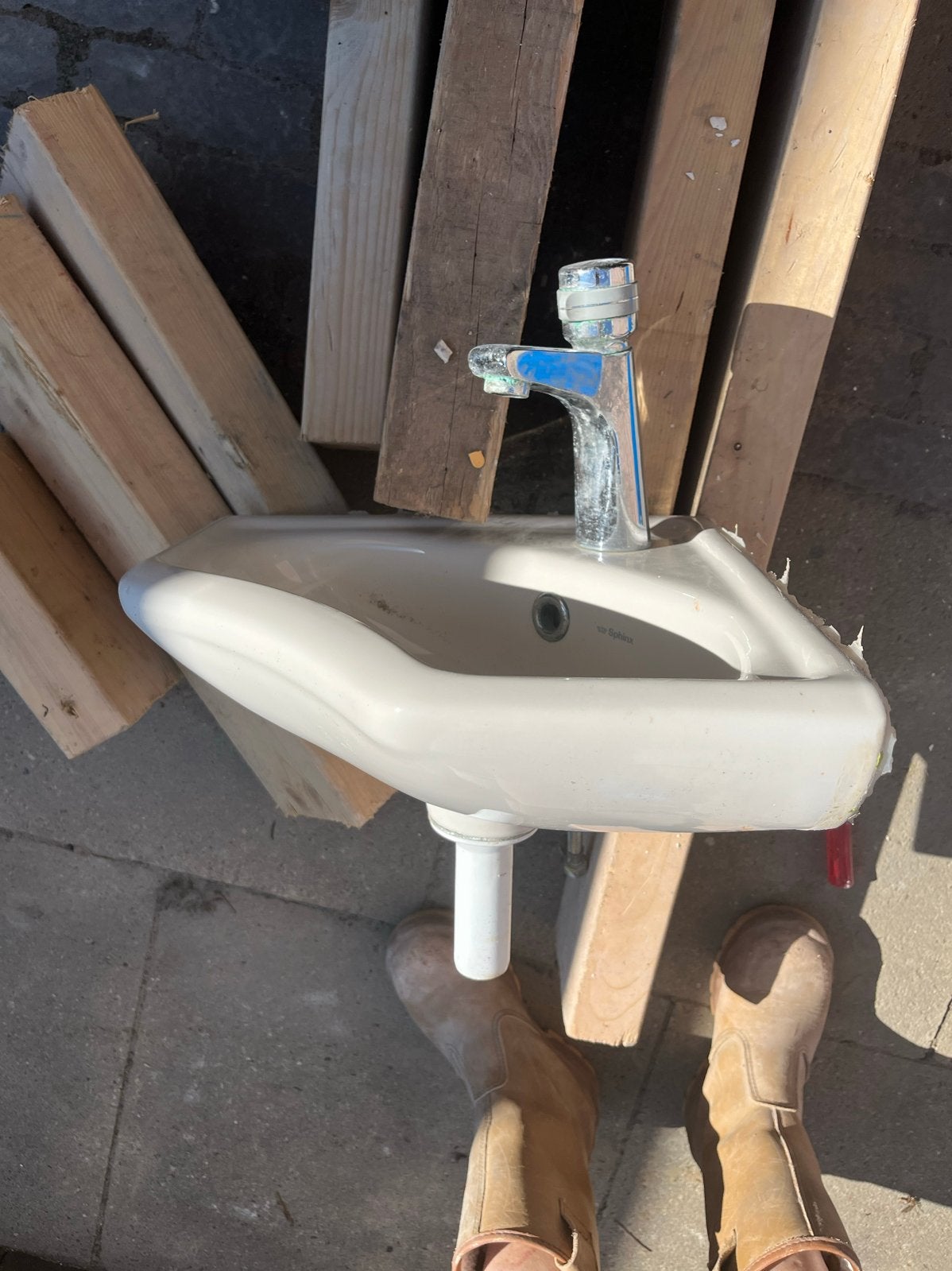 Hoekfontein met kraan Sphinx - Gebruikt, Doe-het-zelf en Verbouw, Sanitair, Ophalen, Gebruikt, Wastafel