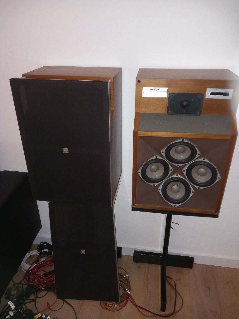REVOX B 350, Gebruikt, 60 tot 120 watt, Front, Rear of Stereo speakers, Ophalen