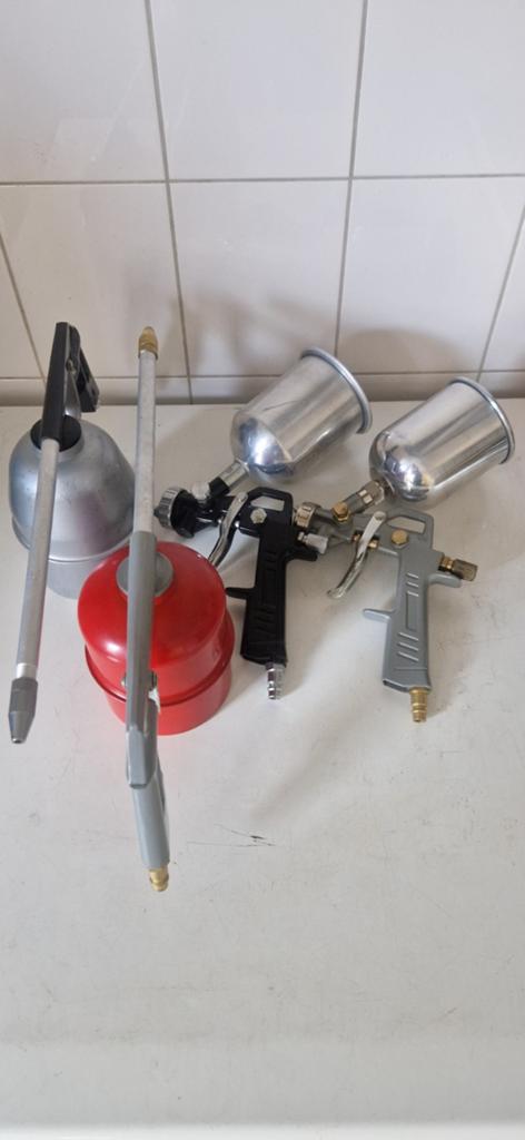 Verfspuit - pneomatische  - 4 stuks - nieuw! €25, Doe-het-zelf en Verbouw, Schildersmaterialen, Ophalen of Verzenden, Nieuw, Verfspuit of Verfpomp