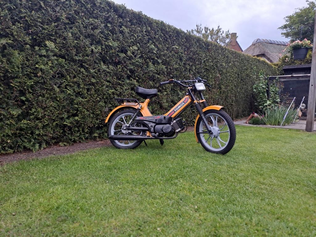 Tekoop! Mooie gele Tomos., Fietsen en Brommers, Brommers | Tomos, Ophalen, Maximaal 45 km/u, 65 cc, Zo goed als nieuw