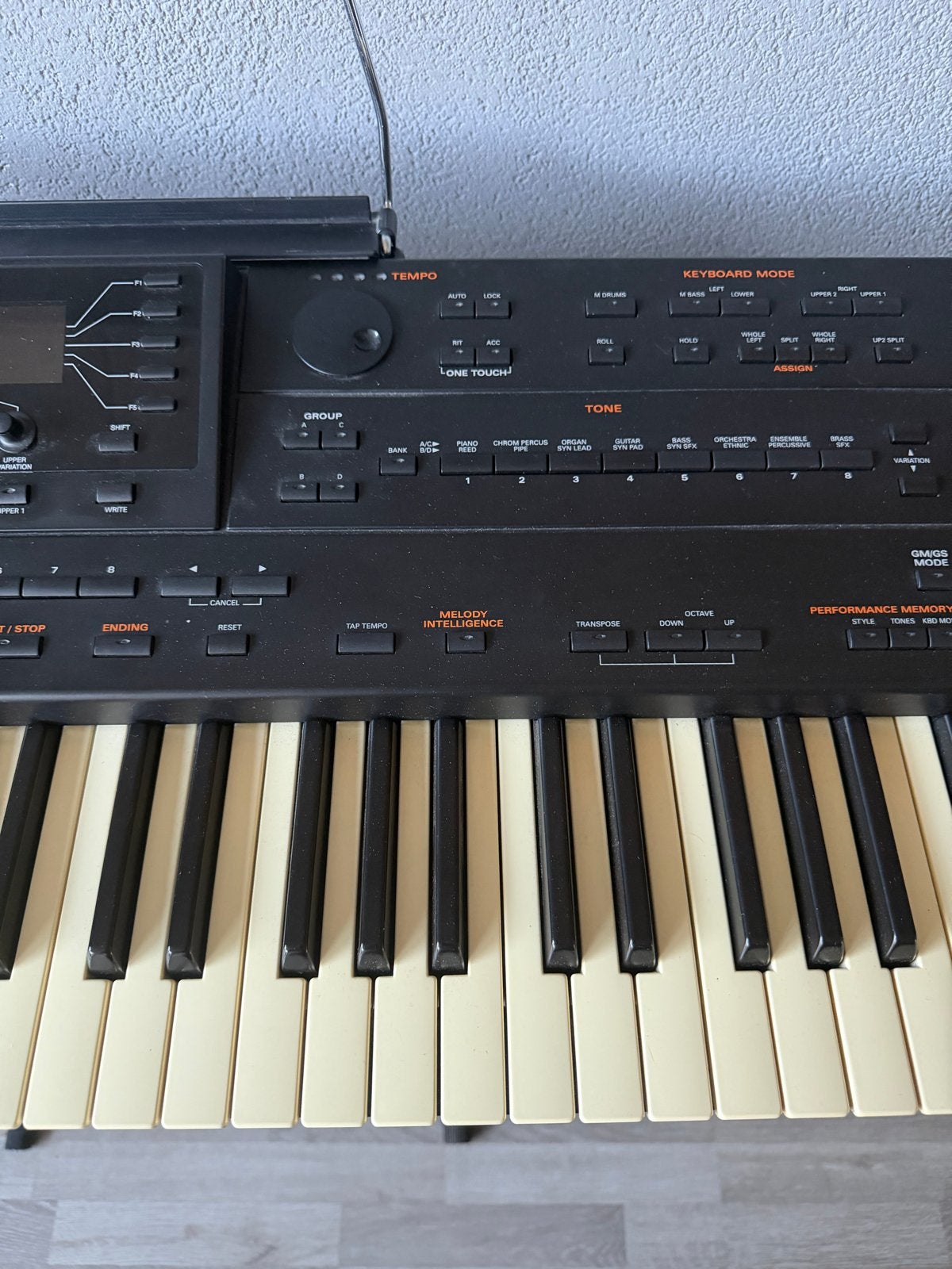 Roland G-800 Arranger Workstation - 76 toetsen, uitstekend, Ophalen, Gebruikt, Roland, Midi-aansluiting