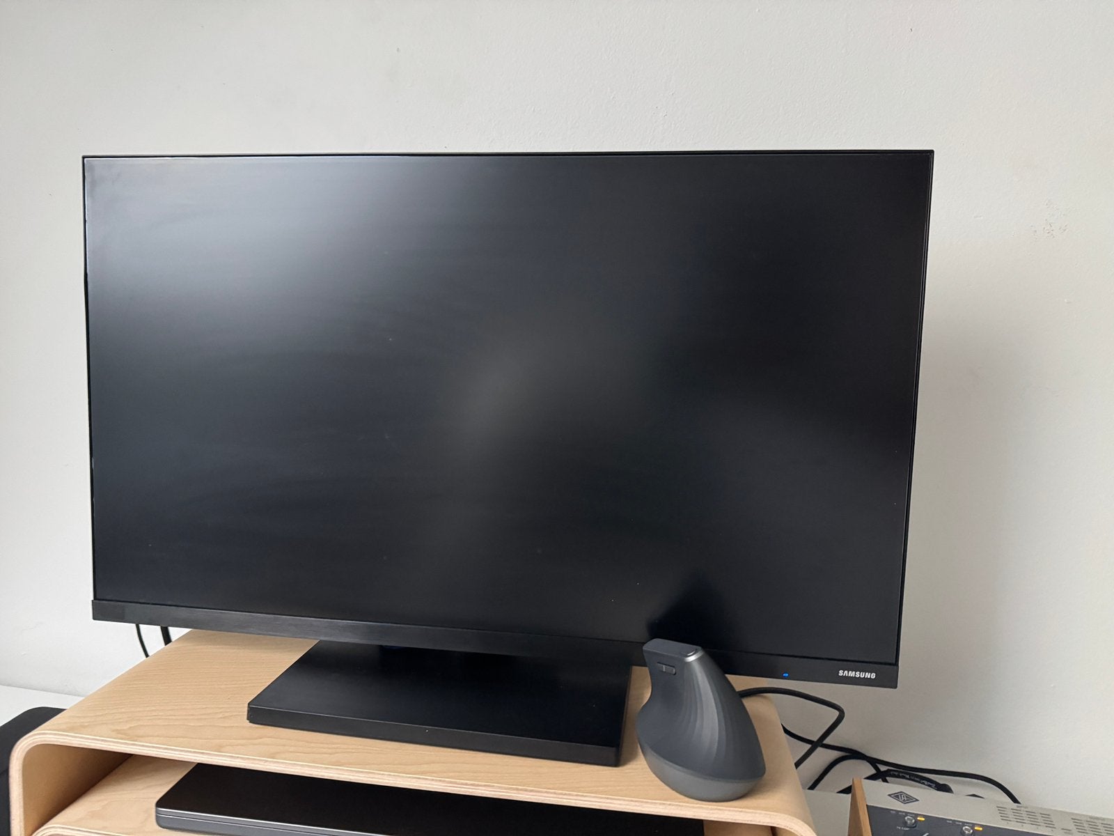Samsung 27 inch IPS monitor, Computers en Software, Ophalen, IPS, Full HD, Zo goed als nieuw
