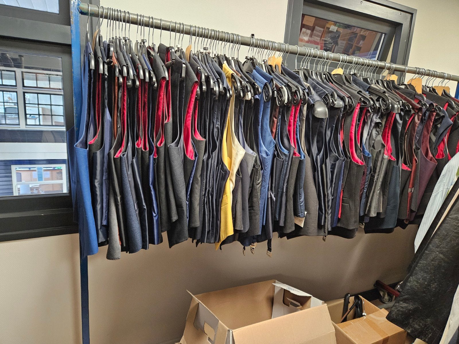!Kleding herengilets   48/56          maten, Ophalen of Verzenden, Nieuw