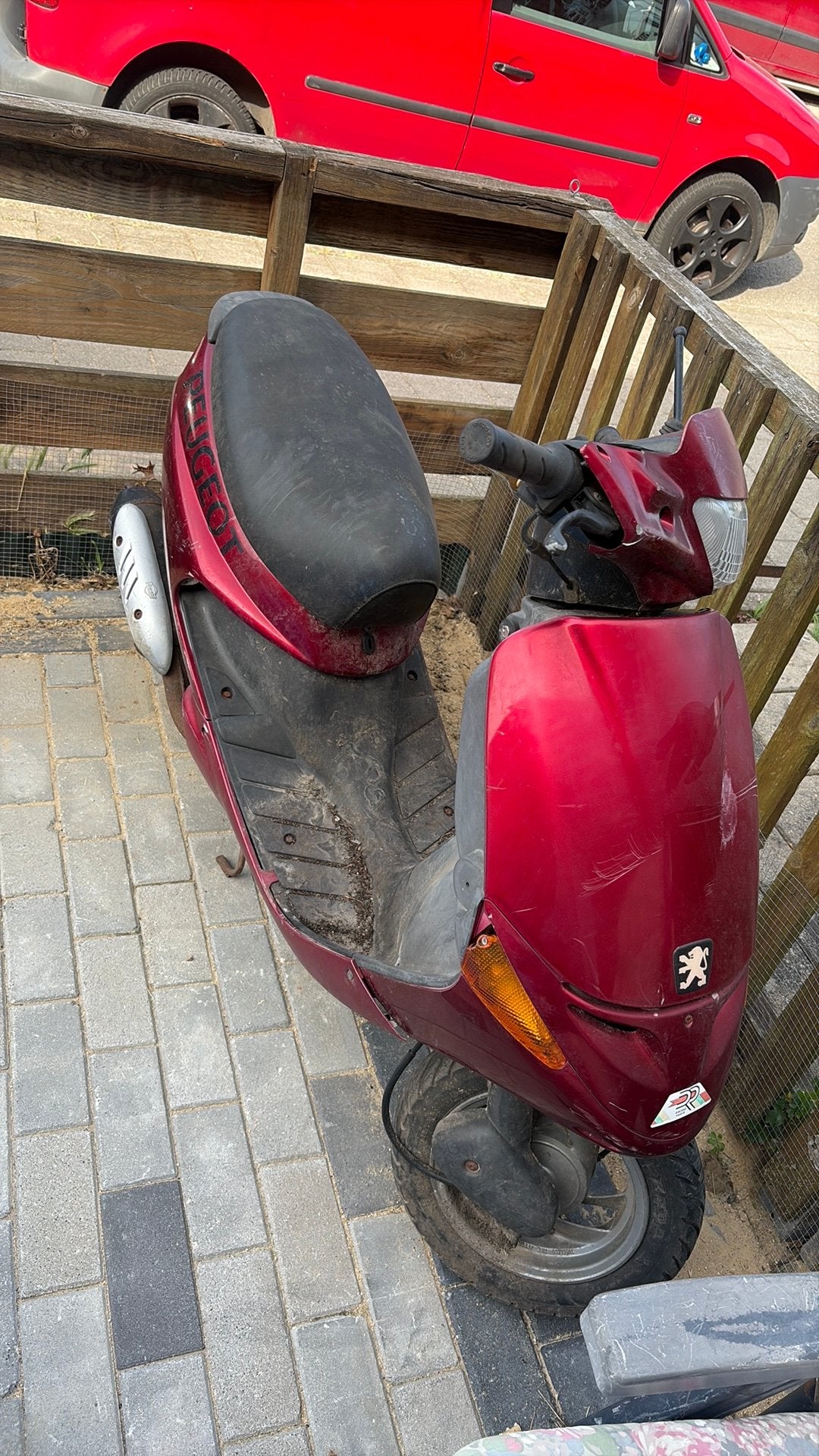 Tekoop Peugeot zennith zonder kenteken schuurvonst, Fietsen en Brommers, Brommeronderdelen | Scooters, Ophalen, Gebruikt, Overige typen