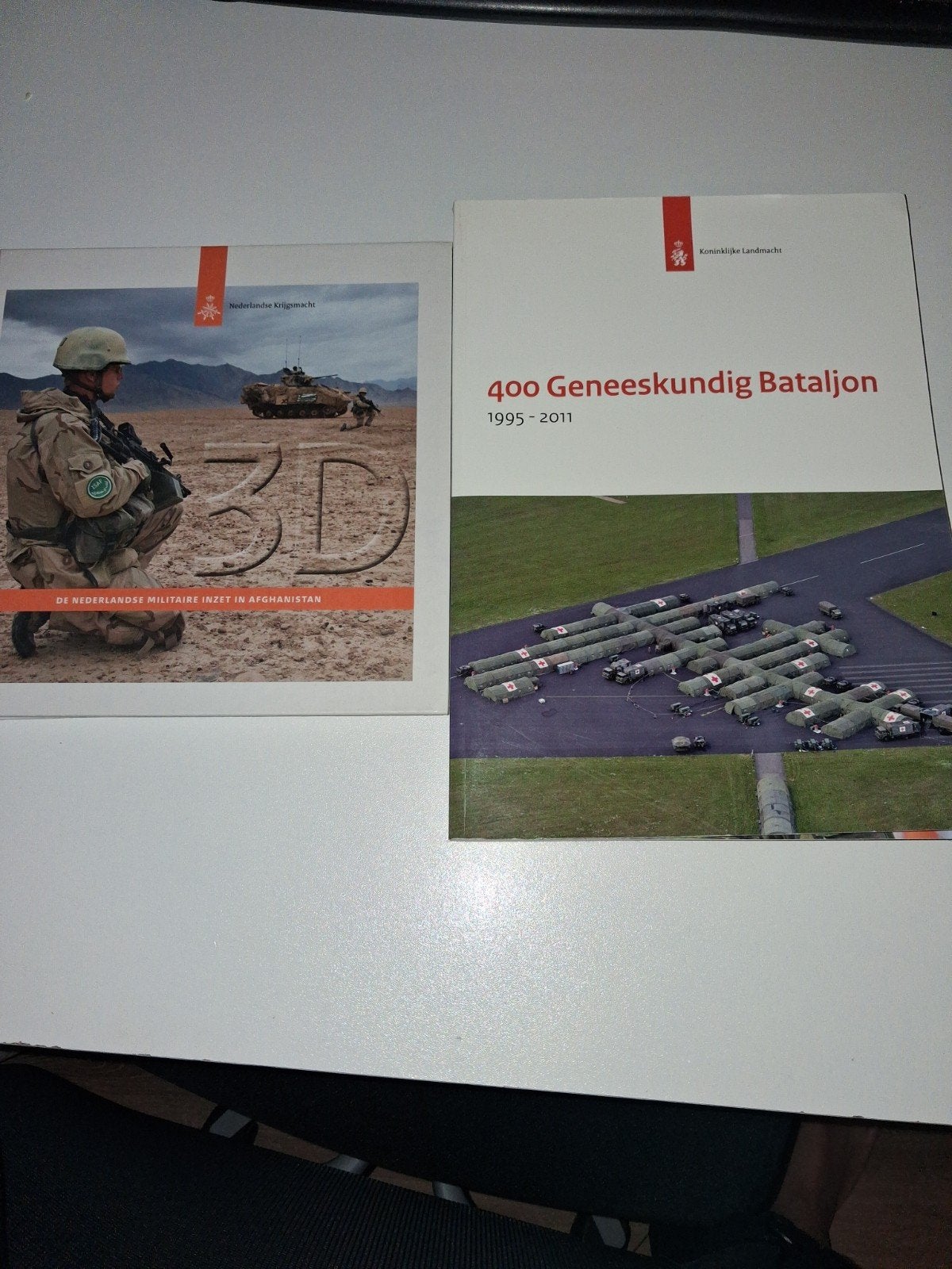 Boeken defensie, Koninklijke Landmacht gratis af te halen, Boeken, Ophalen of Verzenden, 1945 tot heden