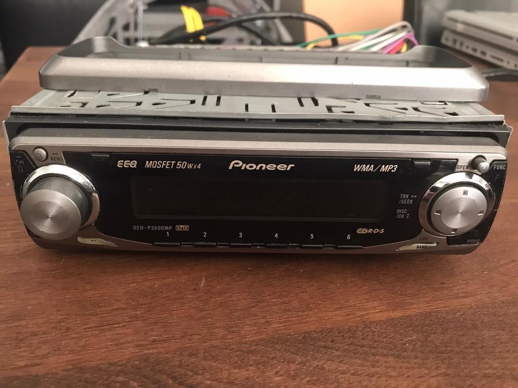 Auto radio pioneer deh p3600 mp      µe, Ophalen of Verzenden