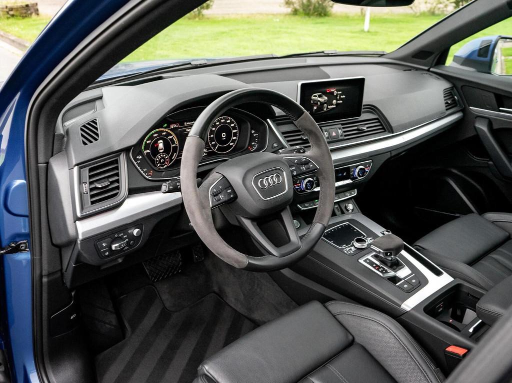 Audi Q5 55 TFSI e quattro Competition|B&O|Panoramadak|Camera, Automaat, Verwarming stoelen achter, 2005 kg, Gebruikt