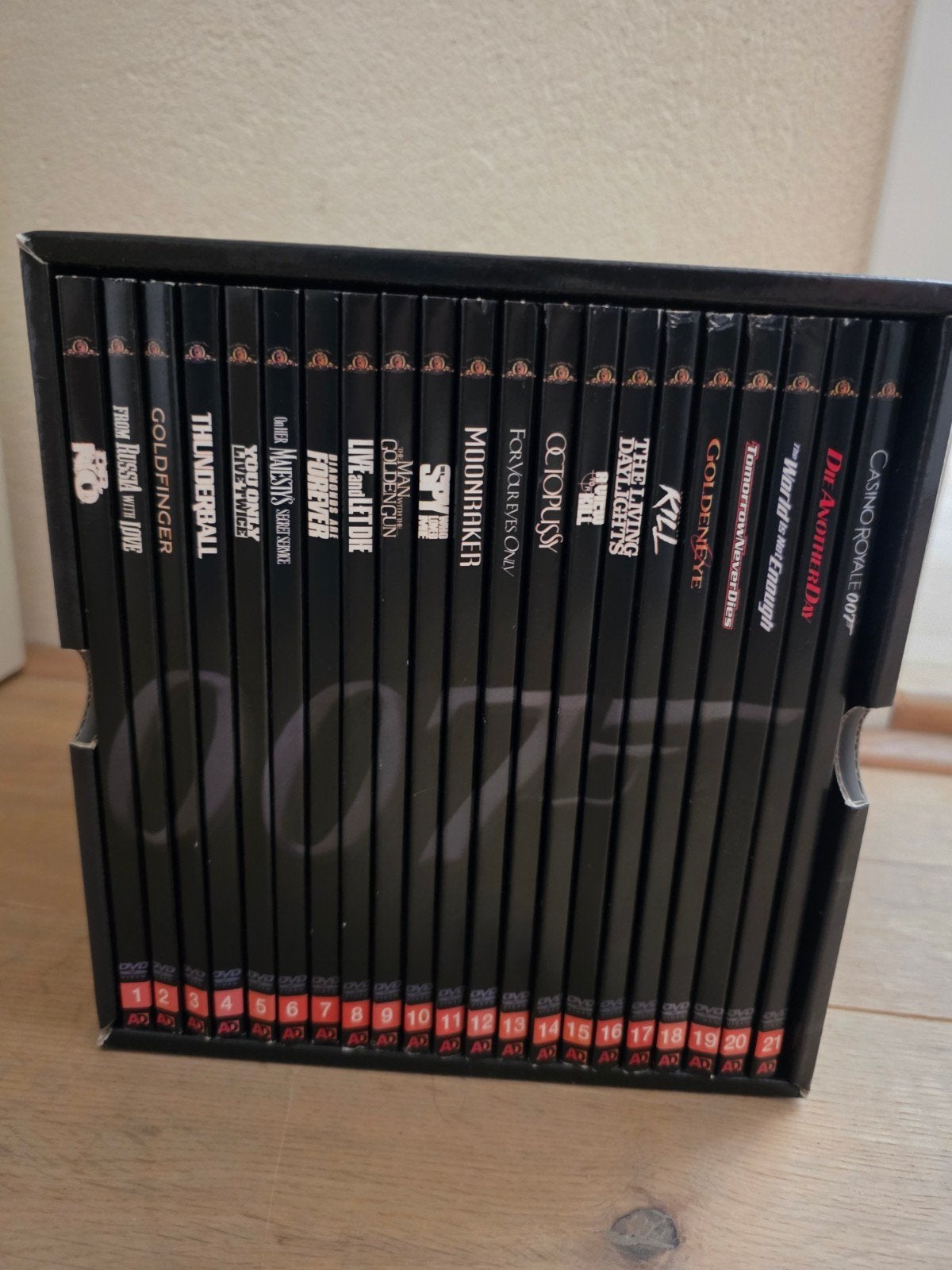 James Bond 007 DVD Boxset - 21 Films, Cd's en Dvd's, Ophalen, Engels, Nederlands, Zo goed als nieuw