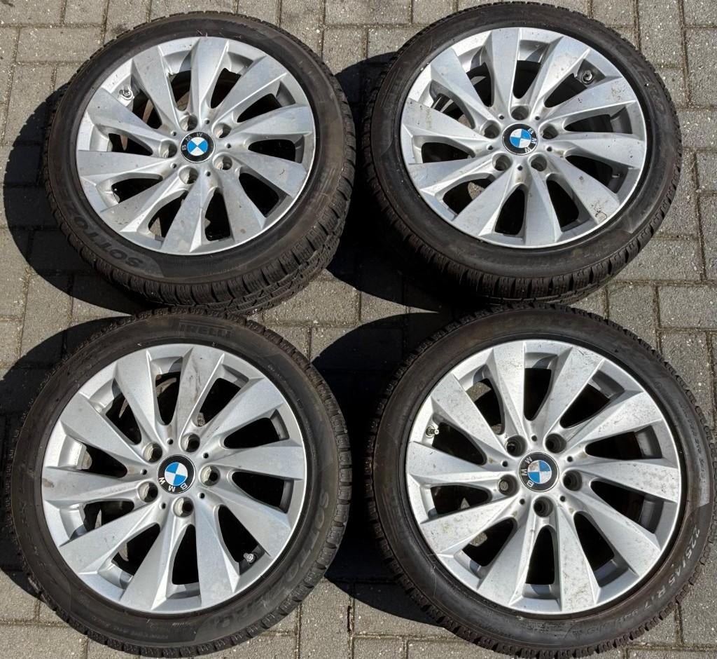 BMW 1serie/2serie F22/23 17 inch wielen Pirelli winterbanden, Auto-onderdelen, Banden en Velgen, Ophalen, Gebruikt, Banden en Velgen