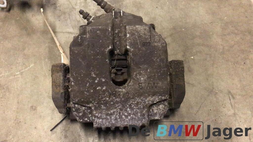 Remklauw BMW E90 E91 E92 E93 E84 E89 links voor 34116769093, Gebruikt, Ophalen of Verzenden, BMW