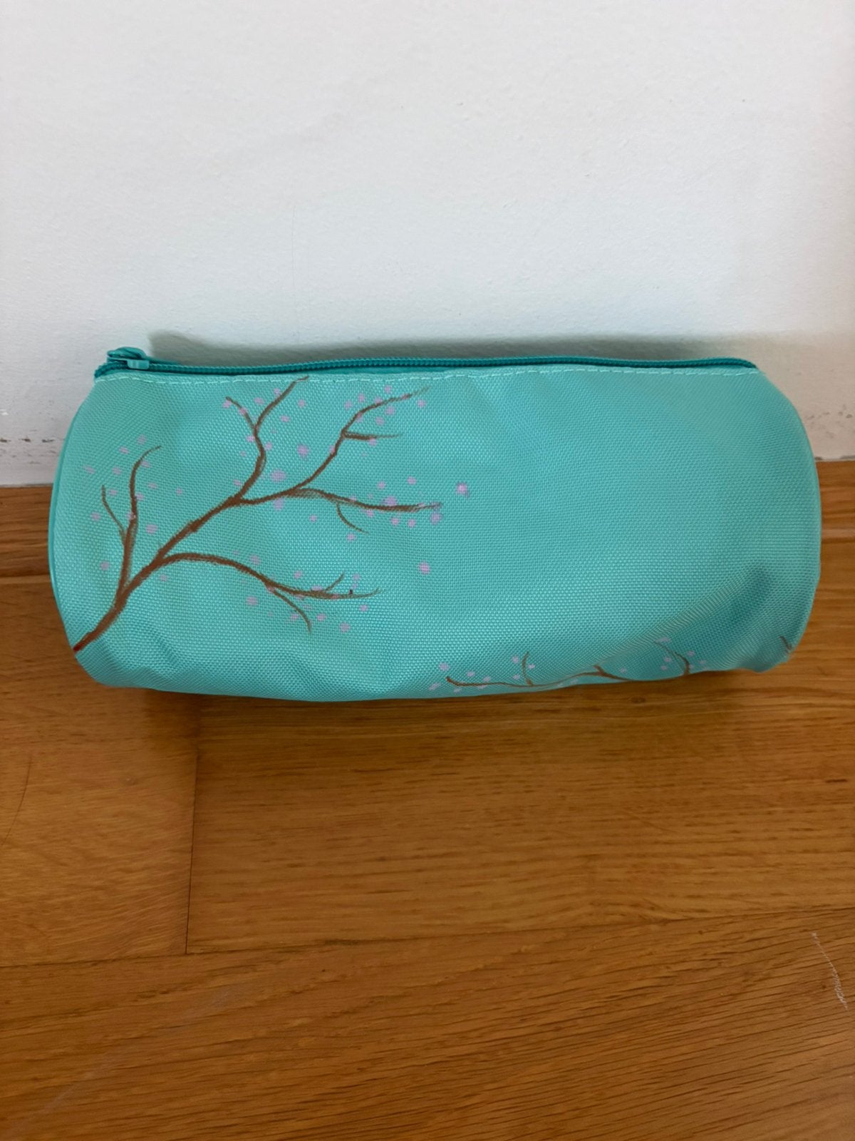 Bloesem etui teal, Ophalen of Verzenden, Zo goed als nieuw, 30 cm of meer, Minder dan 35 cm