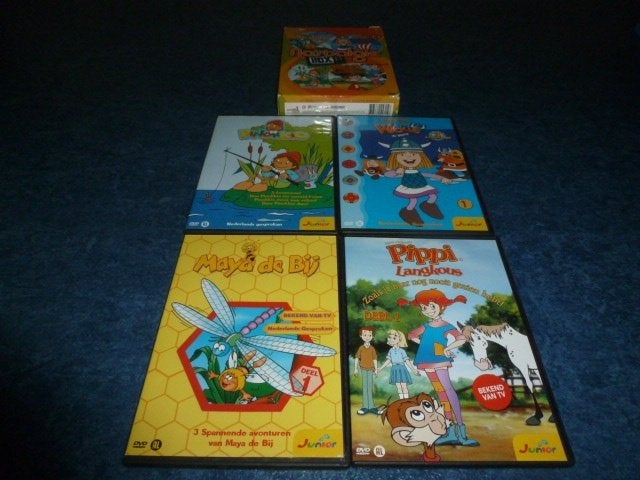 Leuke nostalgiebox met 4 kinder dvd's maya de bij,pippi ect, Cd's en Dvd's, Dvd's | Tekenfilms en Animatie, Tekenfilm, Alle leeftijden