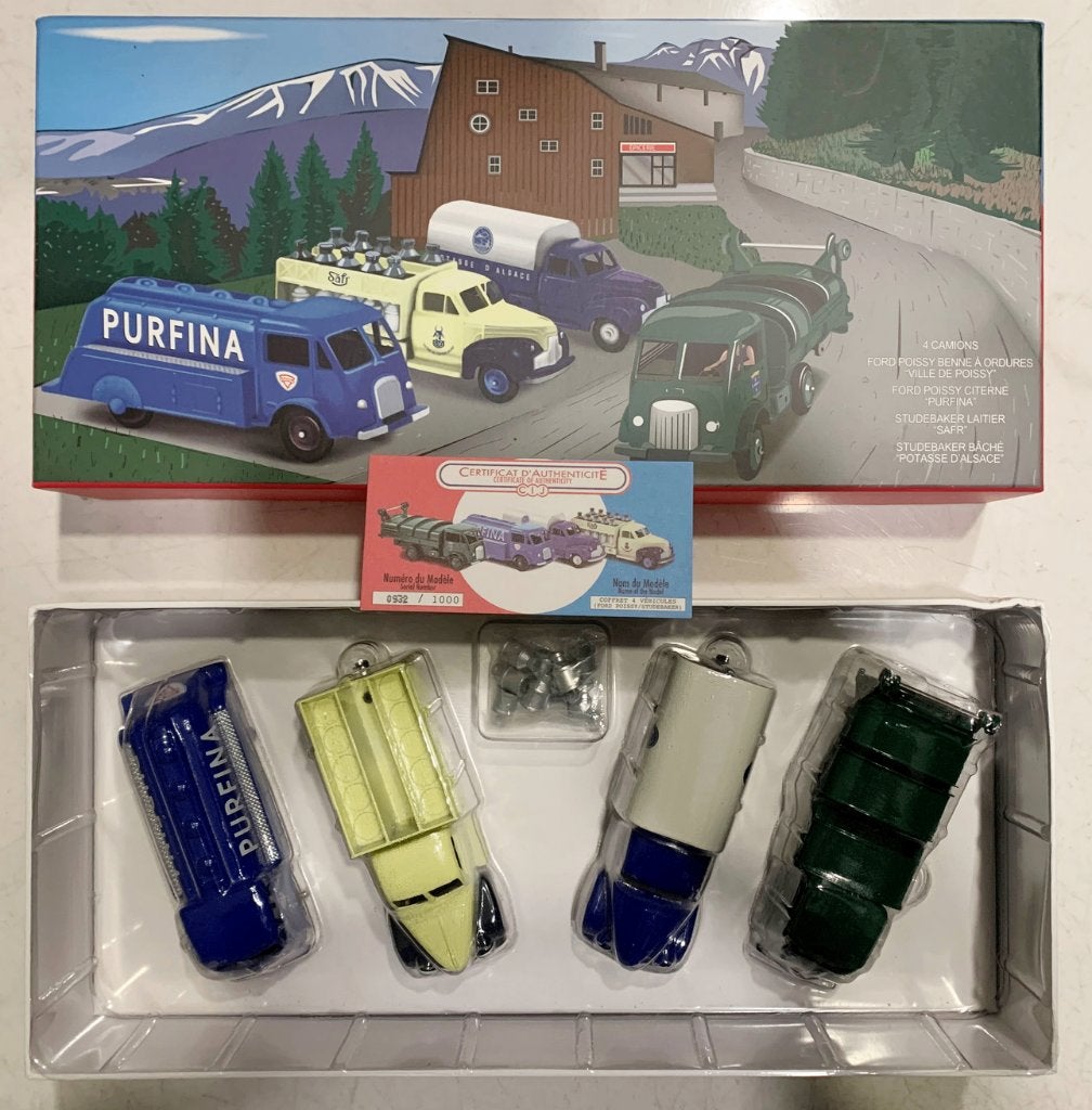 Coffret 4 vrachtwagens Ford Poissy 2x Studebaker 2 x 1/43, Verzenden, Nieuw, Bus of Vrachtwagen, Overige merken