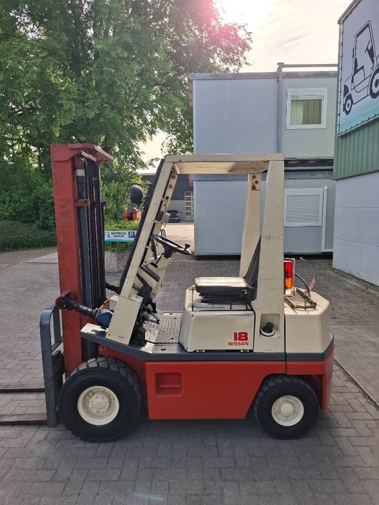 Nissan H01A18U Heftruck