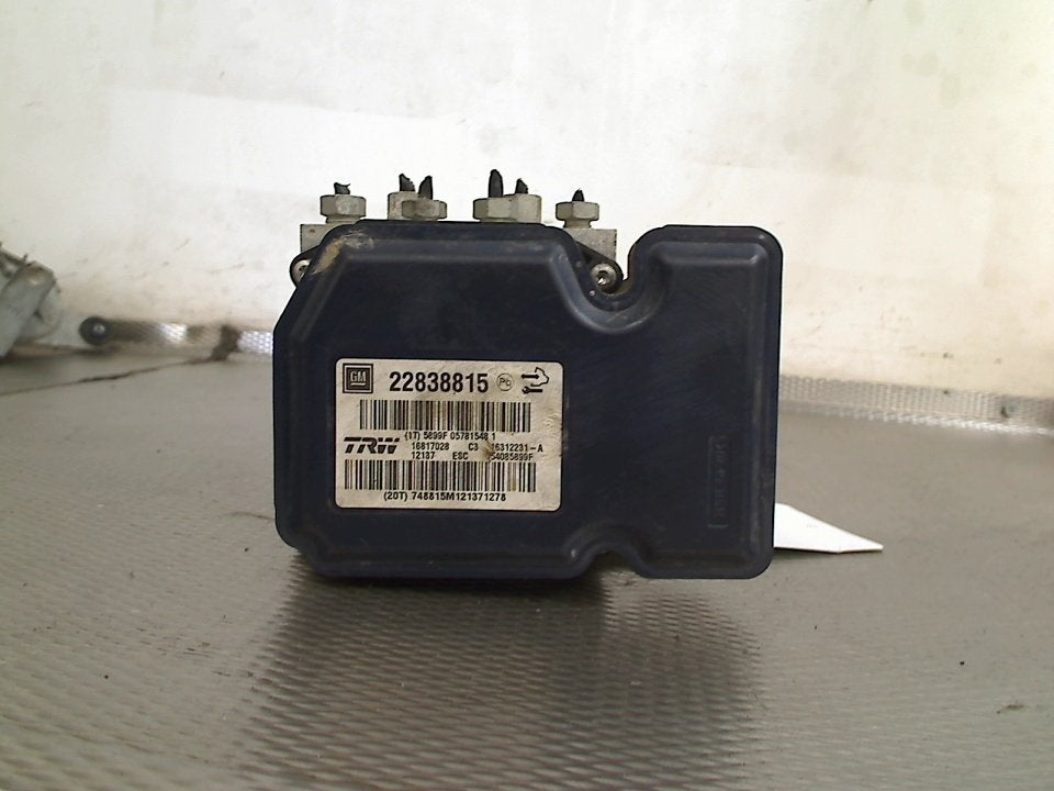Abs Pomp Opel Insignia (2008-07/2017-03) 22838815, Gebruikt, Bahnhofsplatz, Rüsselsheim am Main 65423, , Duitsland, Opel, Opel Automobile GmbH