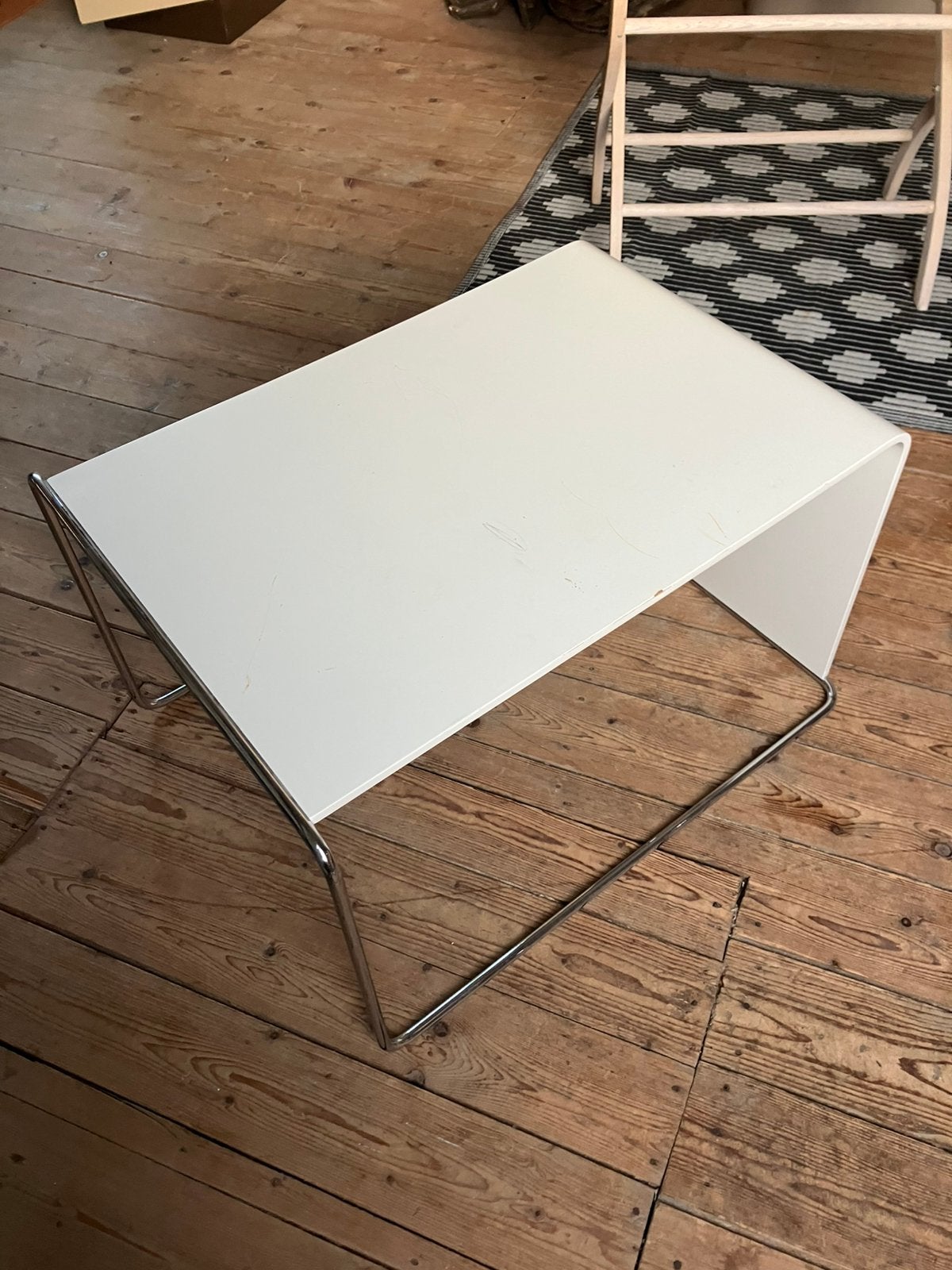 Bene PARCS Ply Table - bijzettafel kantoormeubel, Ophalen, 50 tot 100 cm, Zo goed als nieuw, Minder dan 50 cm