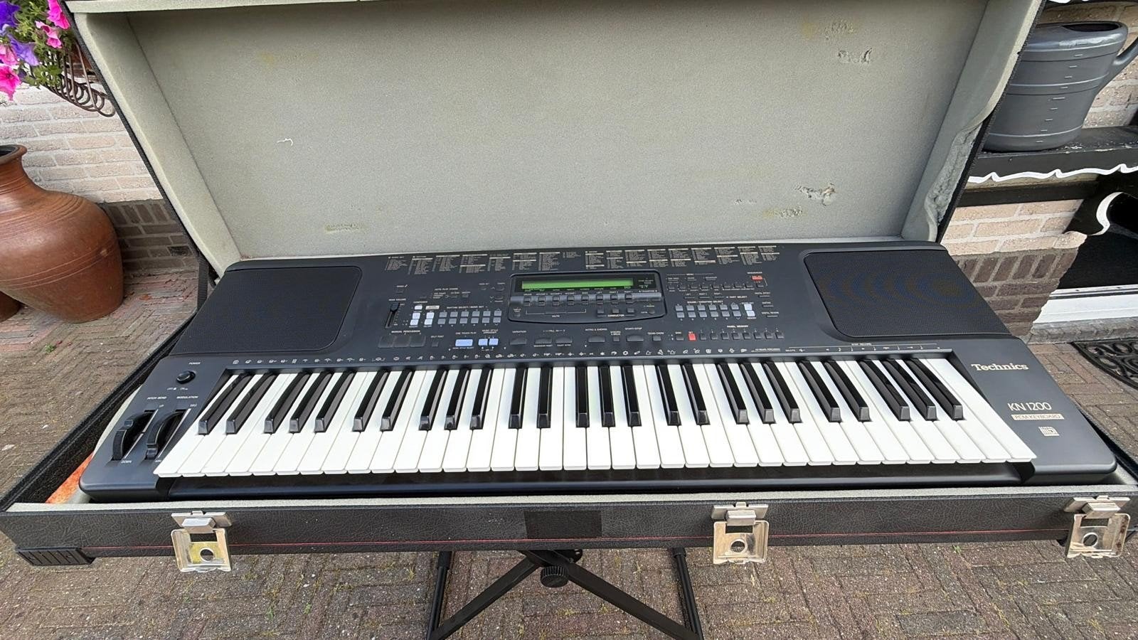 Technics KN1200 PCM Keyboard - met koffer en extra stijlen, Ophalen, Technics, 61 toetsen, Gebruikt