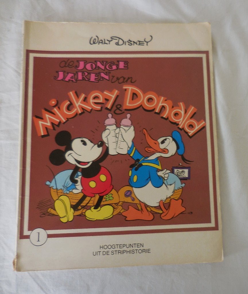De Jonge Jaren van Mickey & Donald deel 1, Eén stripboek, Ophalen, Gelezen