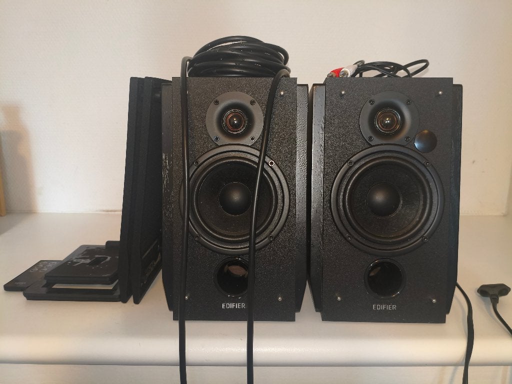 Edifier R1700BT bookshelf speakers, zwart, Audio, Tv en Foto, Gebruikt, 60 tot 120 watt, Basreflex, Boekenplank luidspreker