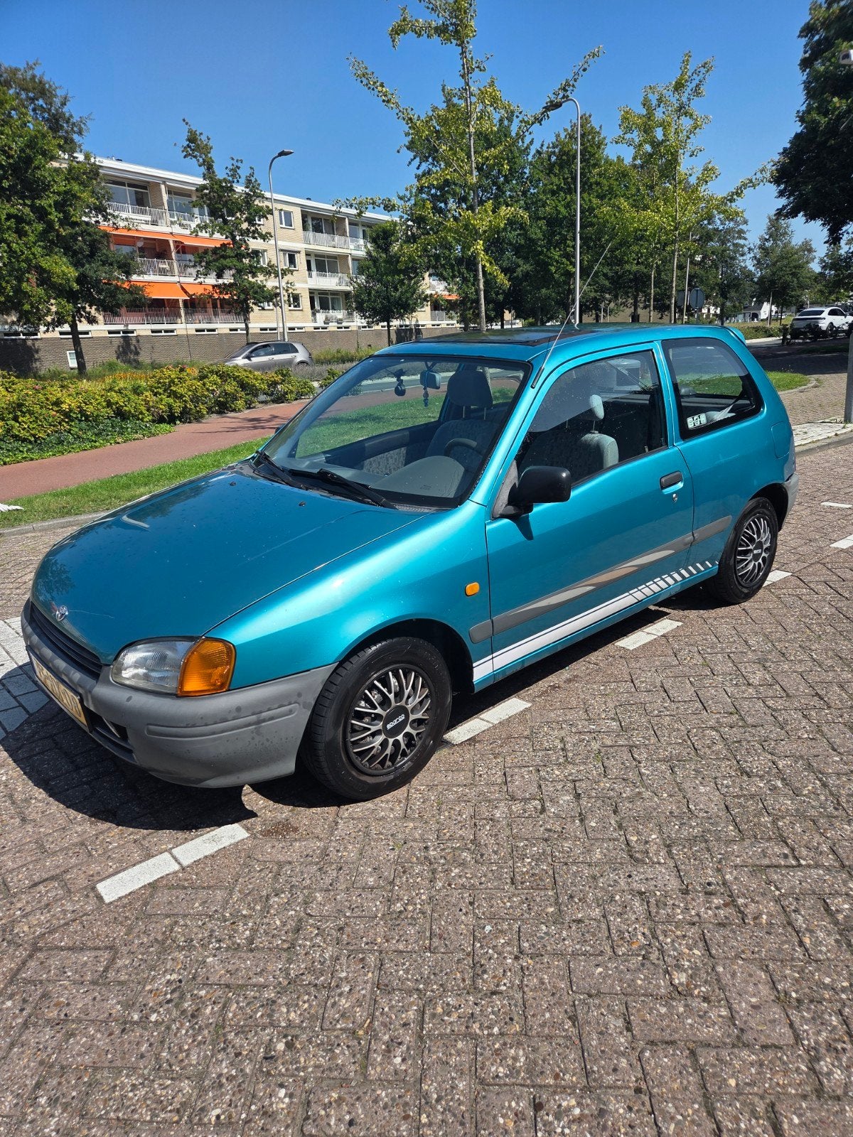 Toyota Starlet 1.3 16V AUT 1996 GTSi met schuifdak +airbag, Auto's, Automaat, 4 cilinders, Starlet, 400 kg