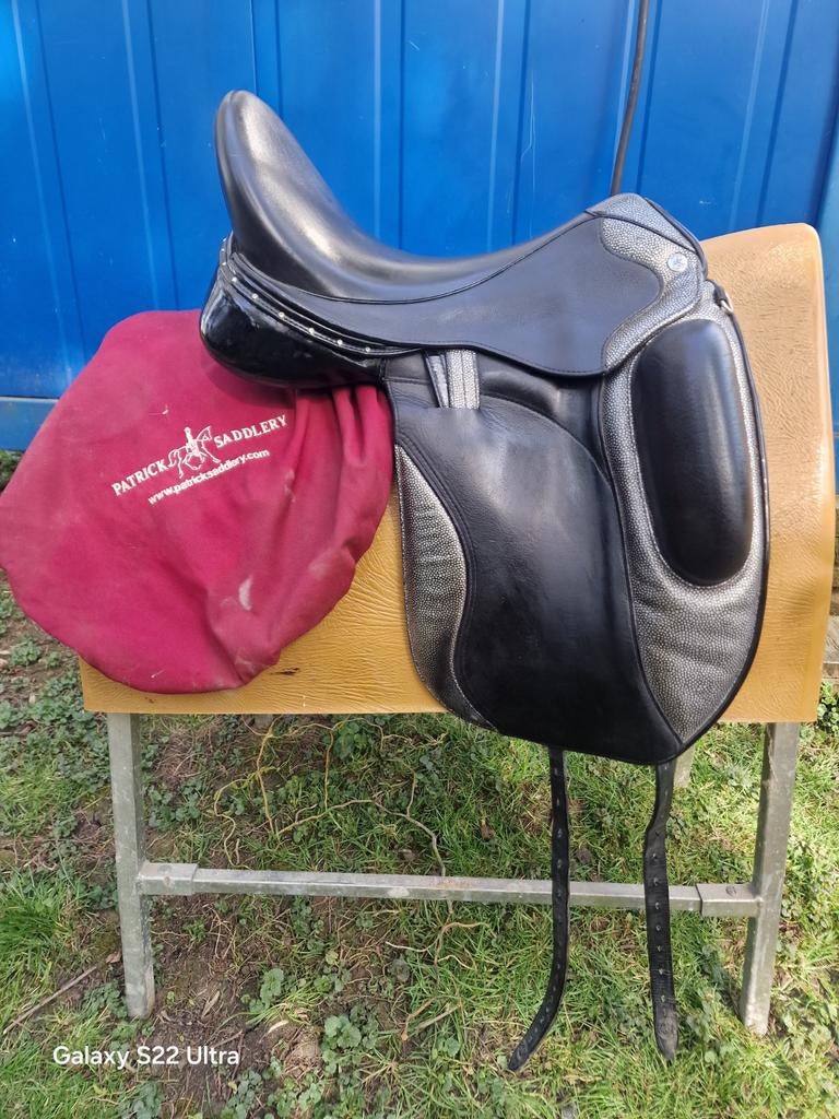 Patrick Leggero 17,5 inch, Dieren en Toebehoren, Ophalen of Verzenden, Gebruikt, Dressuur