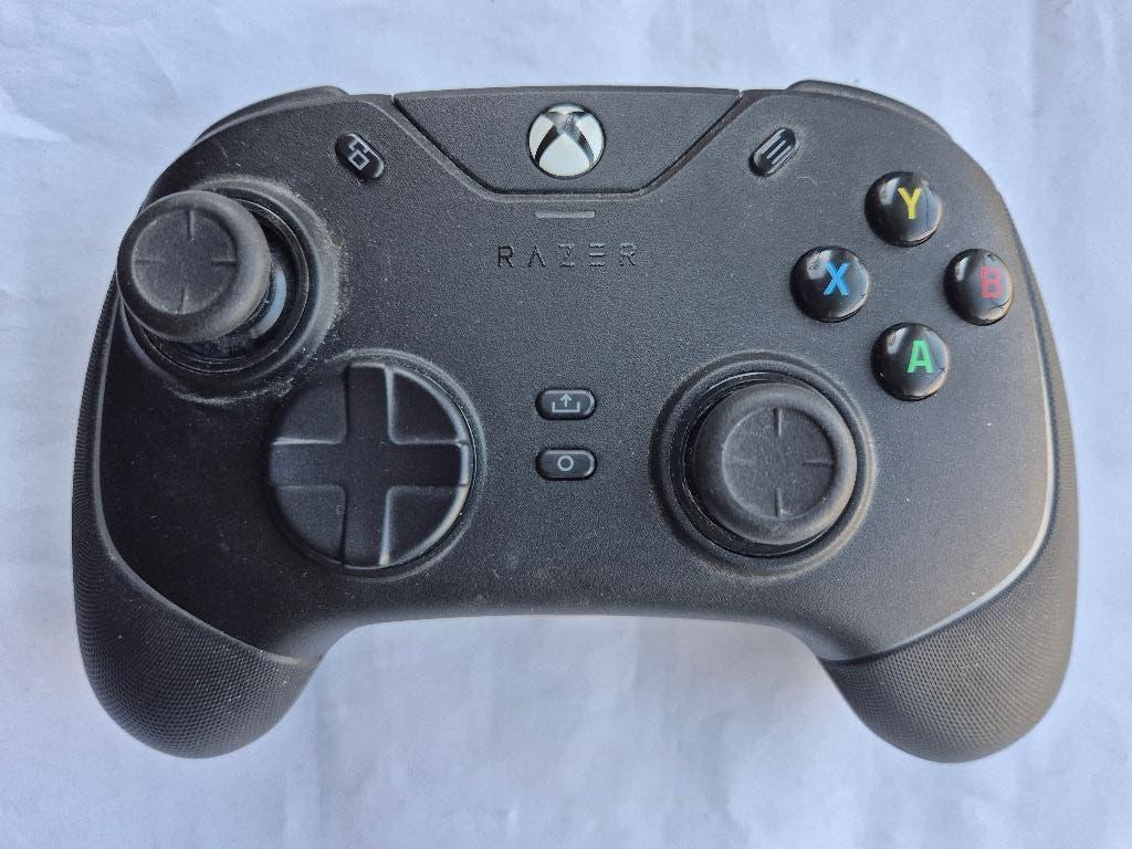 razer WOLVERINE CHROMA, 1 speler, Ophalen of Verzenden, Gebruikt, Vanaf 3 jaar