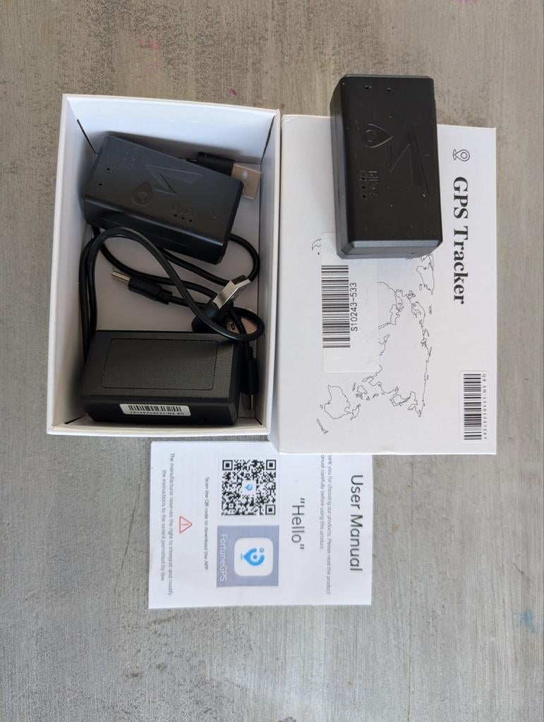 3 GPS Trackers met SIM-kaart slot en laadkabels (2 nieuw), Ophalen of Verzenden, Nieuw