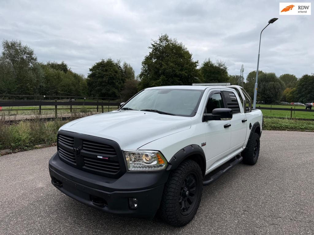 Dodge RAM 1500 5.7 HEMI 4X4 Dubbel Cabine Automaat Keyless S, Automaat, Gebruikt, Bedrijf, RAM 1500