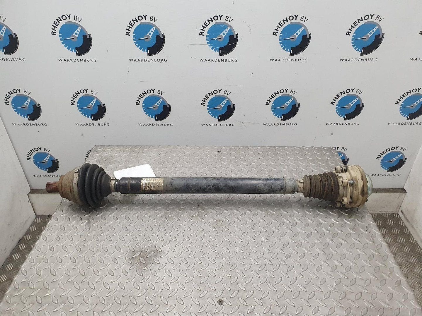 VOLKSWAGEN CADDY 1.9 TDI  AANDRIJFAS R 2010, Ophalen of Verzenden, Gebruikt, Stiba lid
