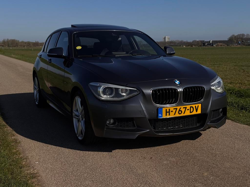 BMW 1-Serie 2.0 120D 5DR xDrive 2014 Grijs, Auto's, BMW, Particulier, 1-Serie, 4x4, ABS, Airbags, Airconditioning, Bluetooth, Boordcomputer