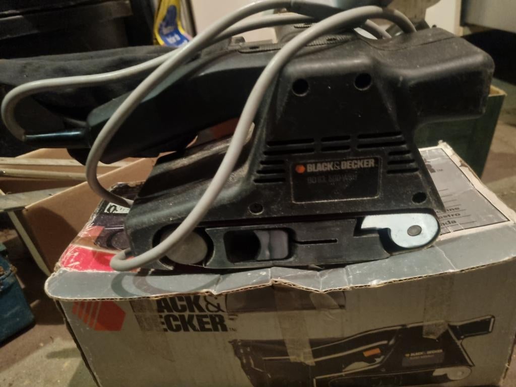 Black & Decker Bandschuurmachine 65 mm 500 Watt, Ophalen of Verzenden, Gebruikt, Minder dan 600 watt, Bandschuurmachine