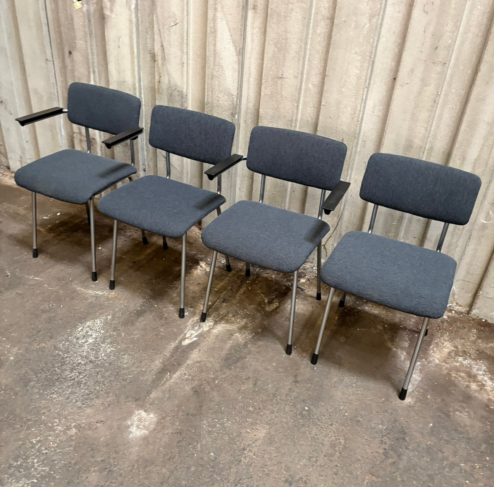 4 Gispen stoelen, Ophalen of Verzenden, Zo goed als nieuw