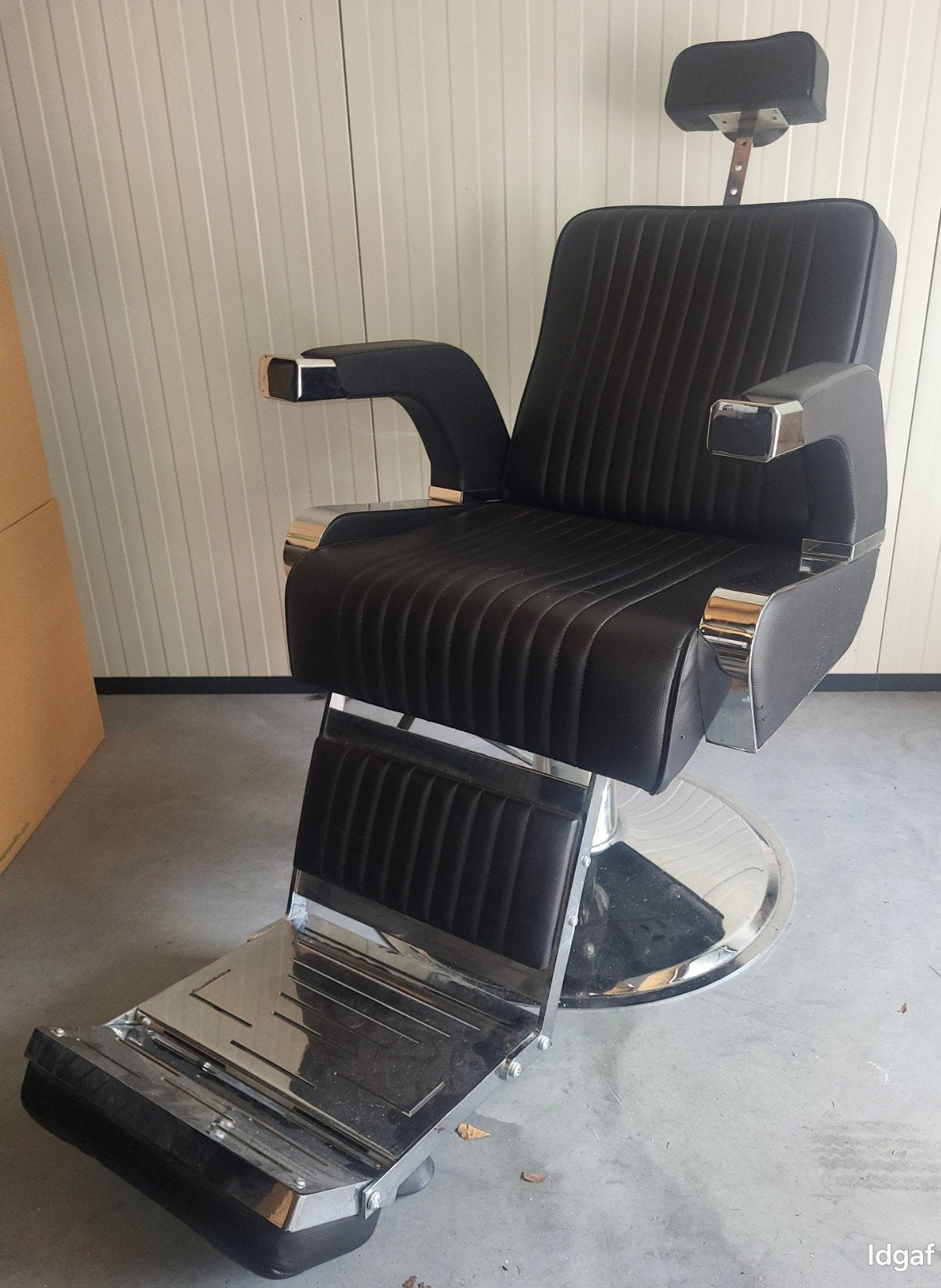 de aller laatste kappers stoel / barber chair, Ophalen, Zo goed als nieuw