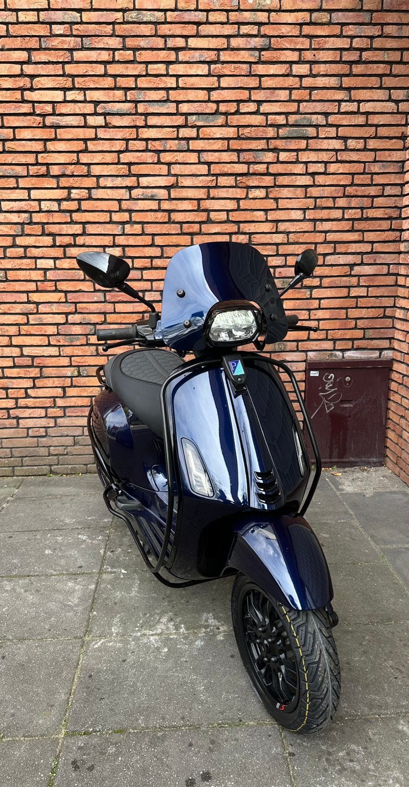 Custom Vespa sprint e5 full options midnight blue., Fietsen en Brommers, Ophalen of Verzenden, Zo goed als nieuw, Benzine, Overige modellen