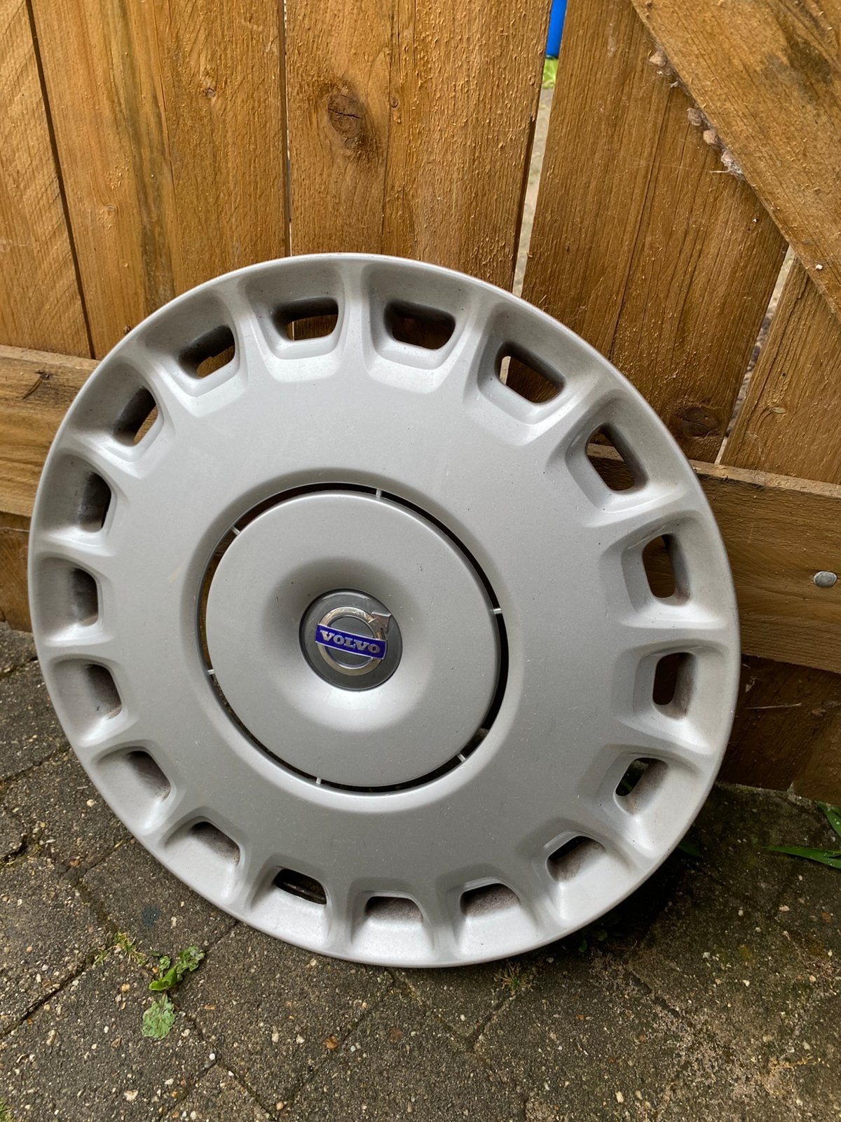 4 originele volvo wieldoppen 16inch, Verzenden, Zo goed als nieuw