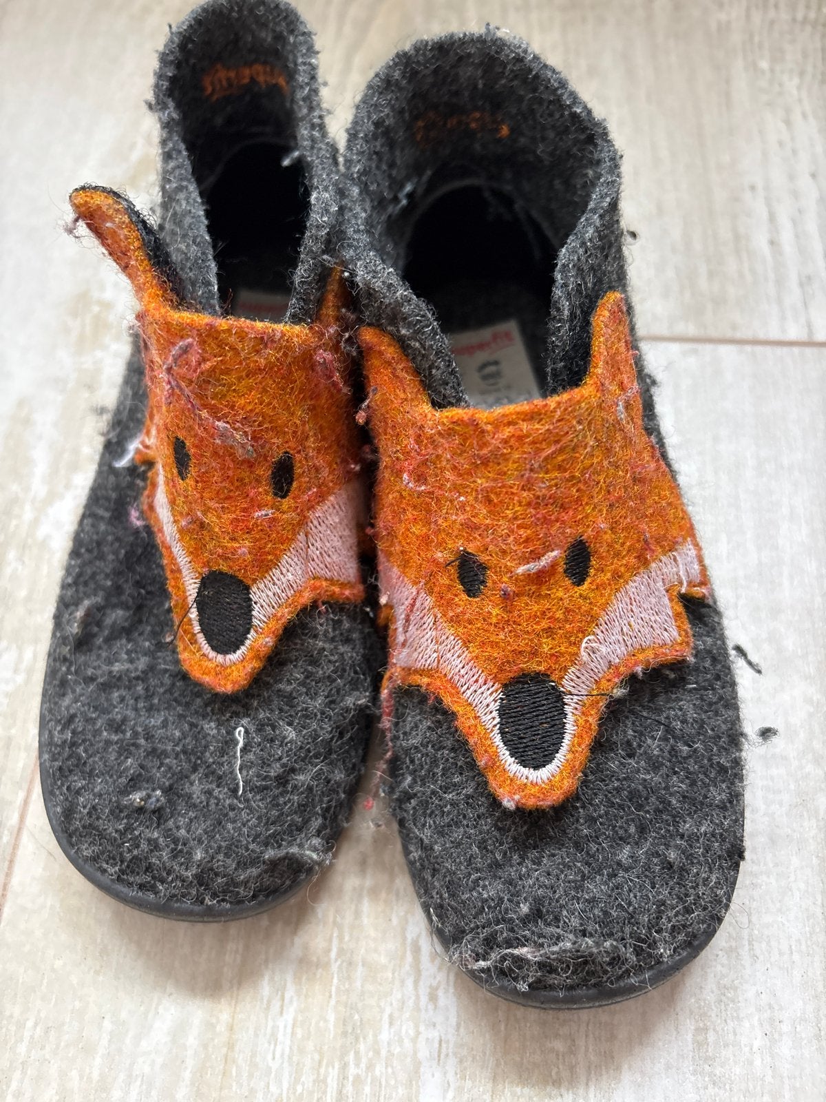 Superfit slof met vossenprint mt 25, Kinderen en Baby's, Ophalen of Verzenden, Gebruikt, Jongetje of Meisje, Slofjes