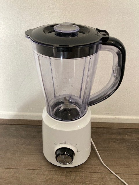 Home essentials Blender 1.5 Liter, Ophalen of Verzenden, Zo goed als nieuw, Blender