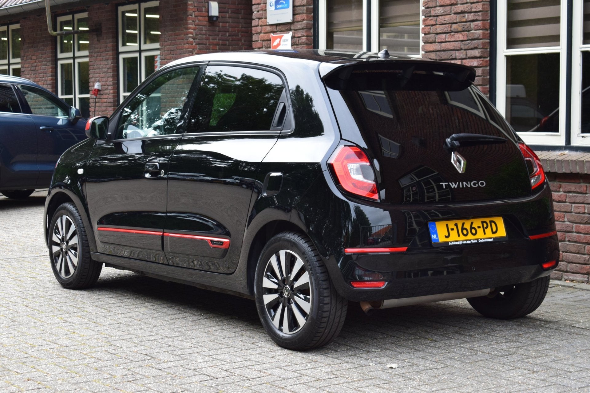 Renault Twingo 0.9 TCe Automaat Intens Camera | Climate cont, Automaat, 898 cc, Met garantie (alle), 4 stoelen
