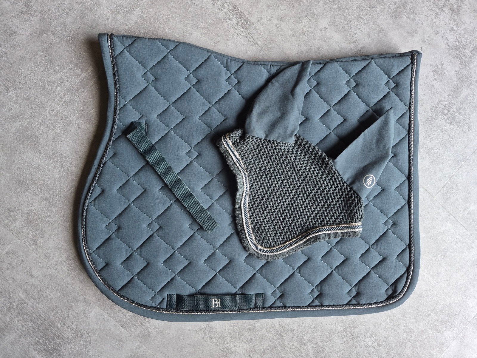 Spring/veelzijdigheid setje BR kleur stone, ook te ruilen, Dieren en Toebehoren, Paarden en Pony's | Dekens en Dekjes, Full (L)