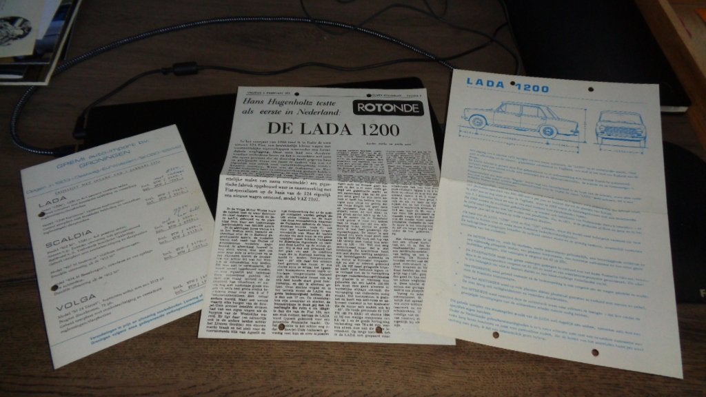 Folder Set  LADA  1200, Verzenden, Zo goed als nieuw, Overige merken