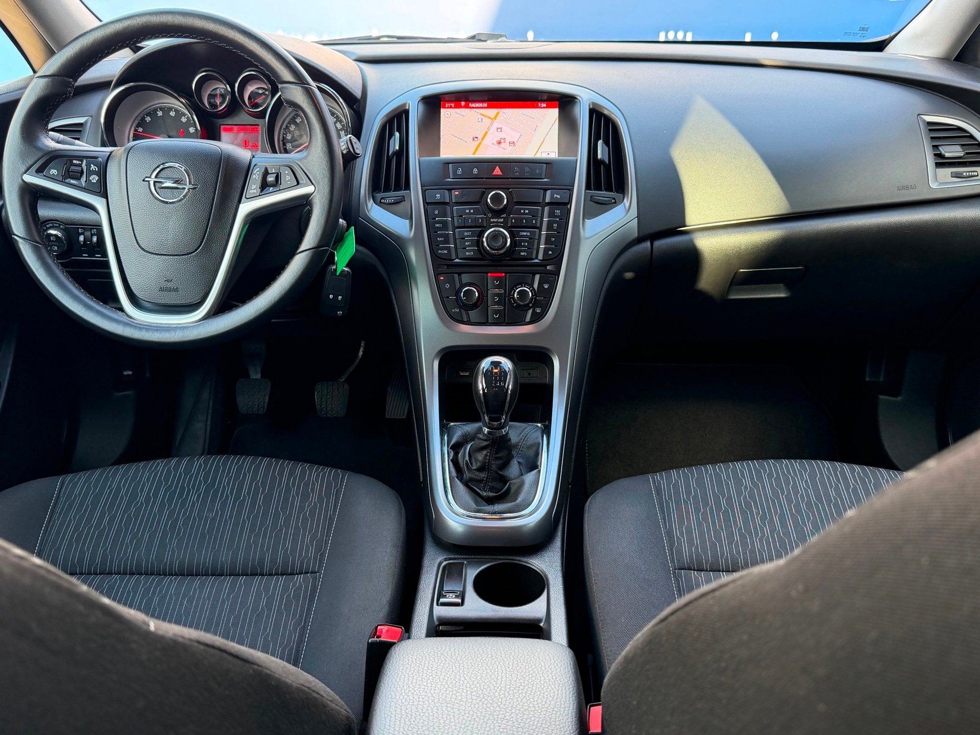 Opel Astra Sports Tourer 1.4 Turbo Blitz|2e Eigenaar|Airco|N, Auto's, Stof, Gebruikt, 4 cilinders, Wit