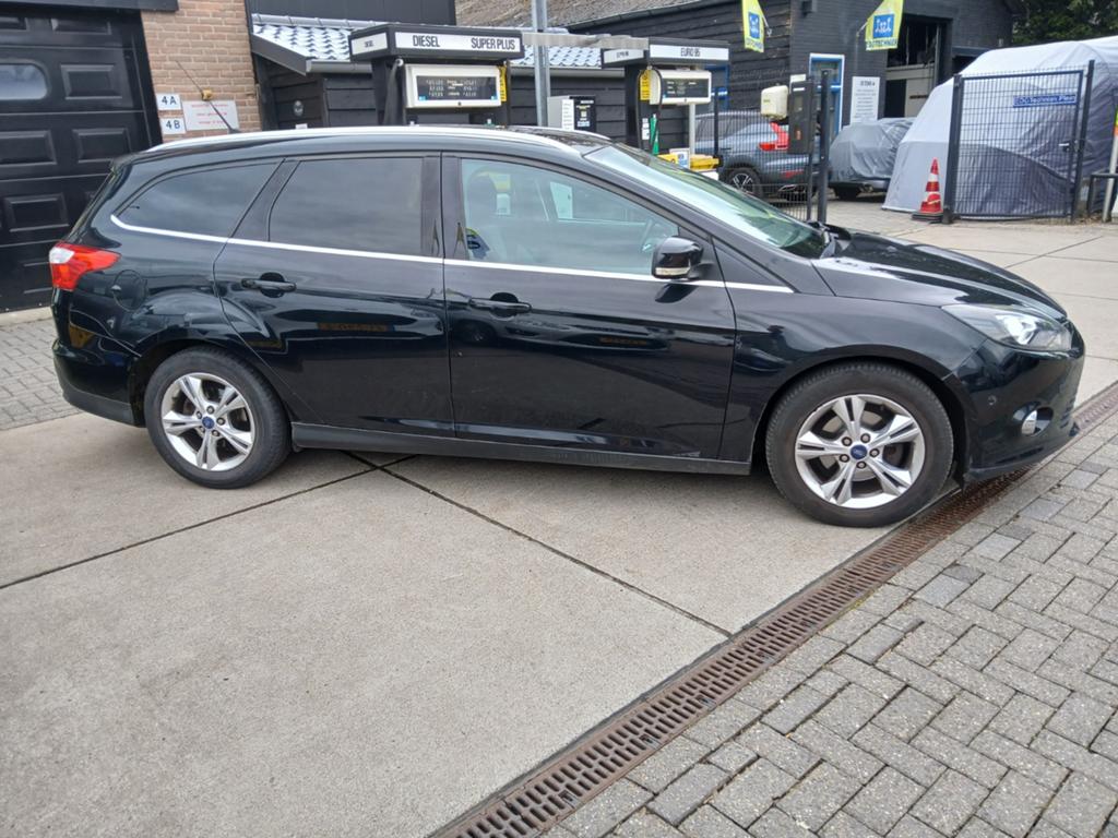Ford Focus 1.0 Ecoboost 92KW Wagon 2012 Zwart, Auto's, Zwart, Handgeschakeld, 3 cilinders, 998 cc